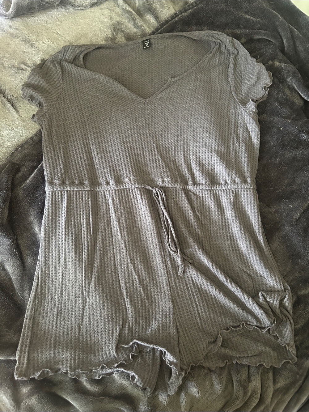 SHEIN curve Gray Waffle V-Neck Camisole Romper with Drawstring 3XL